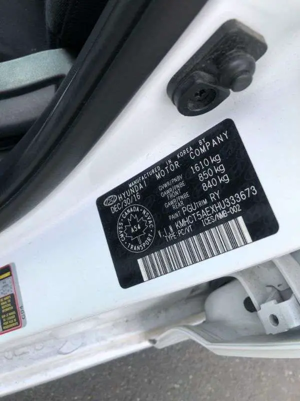vehicle manufacturer label
